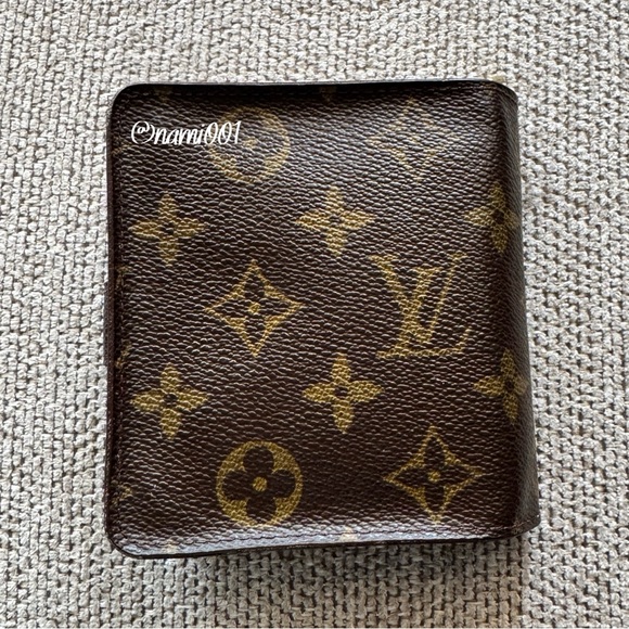 Vintage Louis Vuitton Monogram Wallet with Gold Accent EUC - Picture 3 of 11